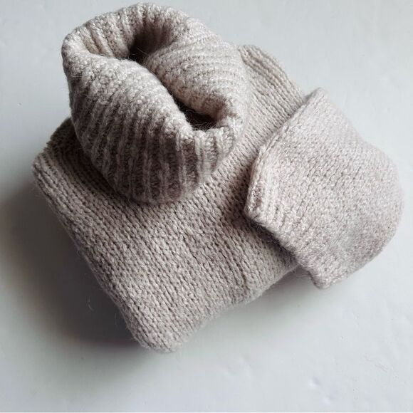 Noeline Paris Turtleneck Sweater Oversized Mohair Blend Cream Cozy Size L - Picture 12 of 12